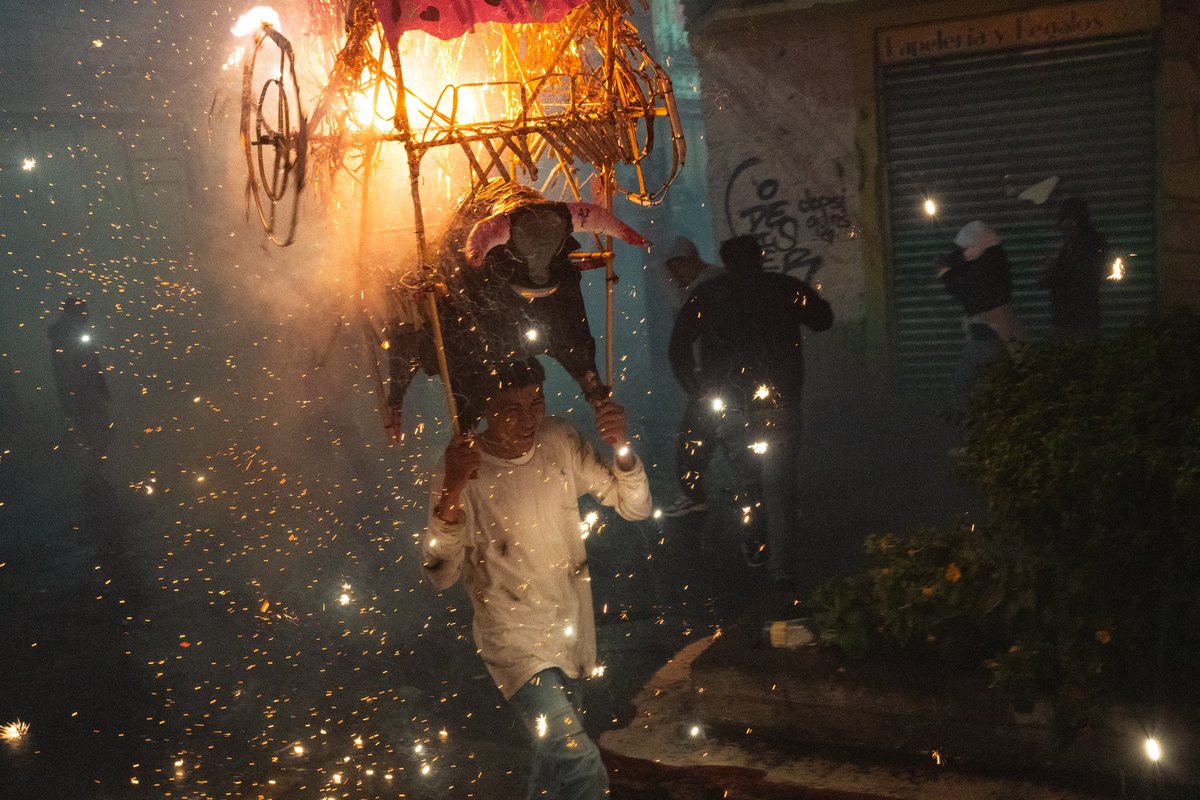 histogrammer's tweet photo. San Francisco Tlaltenco, Tláhuac, Ciudad de México

#streetphotography https://t.co/aZXKB1tiGm