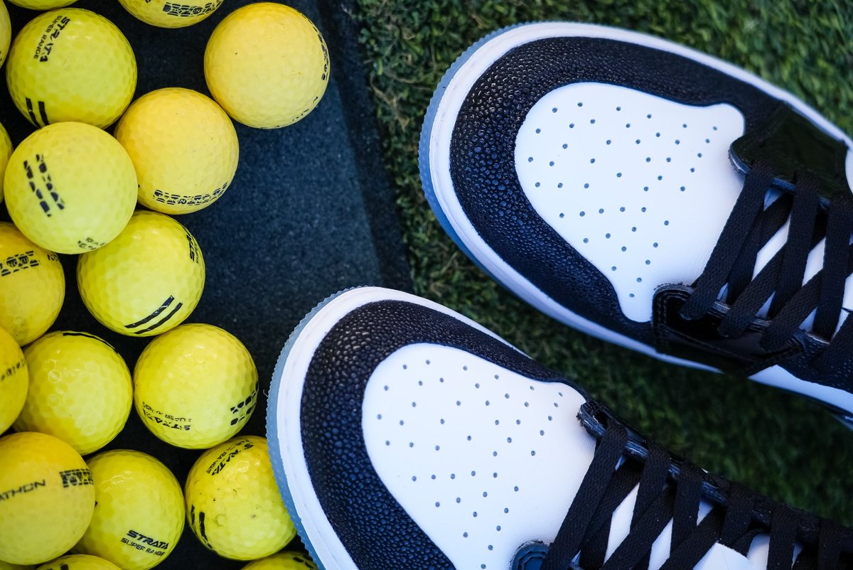 Closer look at the Air Jordan 1 Low G “Pursuit” with patent and stingray leather. They are an elevated offering from Jordan Brand with a price tag of $160 on 4/10.