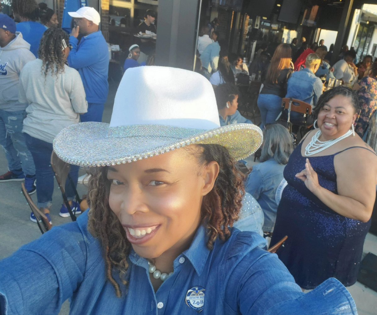*Late post * - The Douglas County Chapter of Zeta Phi Beta had a fun filled night at their Denim and Pearls event. #zphibga #PhiPiZeta