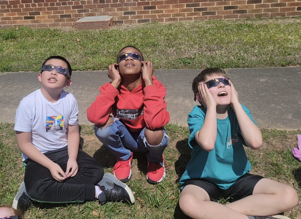 Check out a few more pictures of our Dragons enjoying their view of the solar eclipse today! #DragonsROAR #solareclipse2024 #RSSImpact