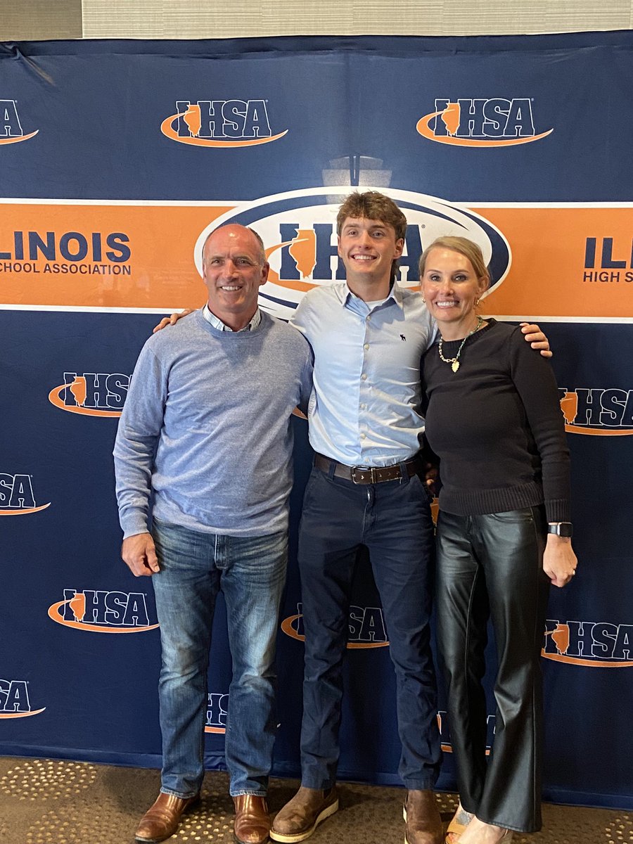 Congratulations to Grant Giblin- IHSA All-State Academic Team! #EaglesFLY