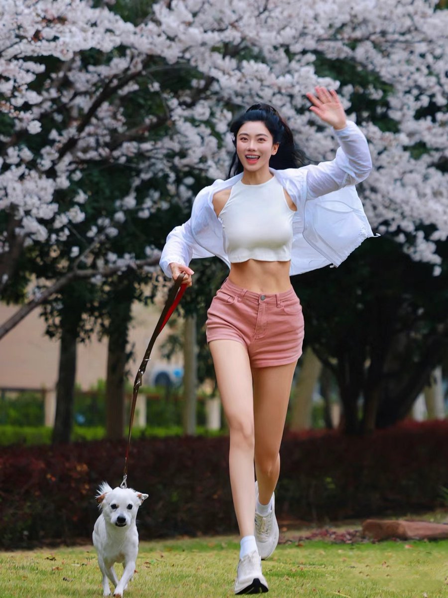 Run to you
奔向你😁 https://t.co/aZ5TZOmc4a