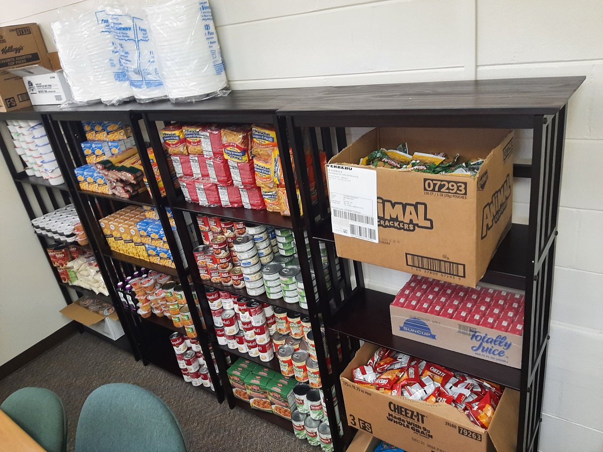 Thank you 2nd Harvest Foodbank of Central Florida @feedhopenow for filling our shelves (with over 500lbs of food). You helped us create a food pantry for our students and their families in need. Together, we are a community who cares.