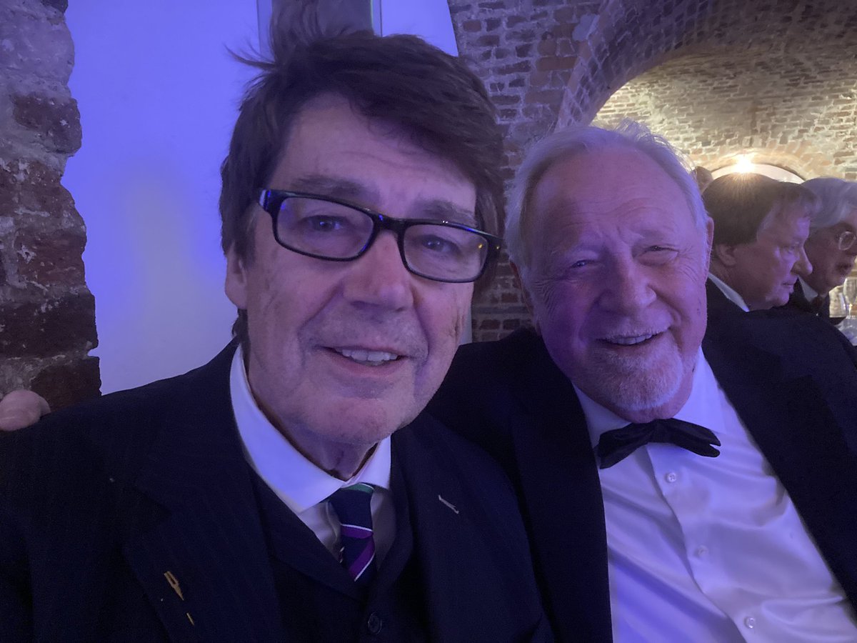 Great songwriters supper at the Royal Society of Arts. Sat next to our guest of honour, John Bettis, whose written for The Carpenters, Michael Jackson, Diana Ross, Madonna & more. Super guy. The writers there last night will be reflected in the Heritage Breakfast show at 7.00