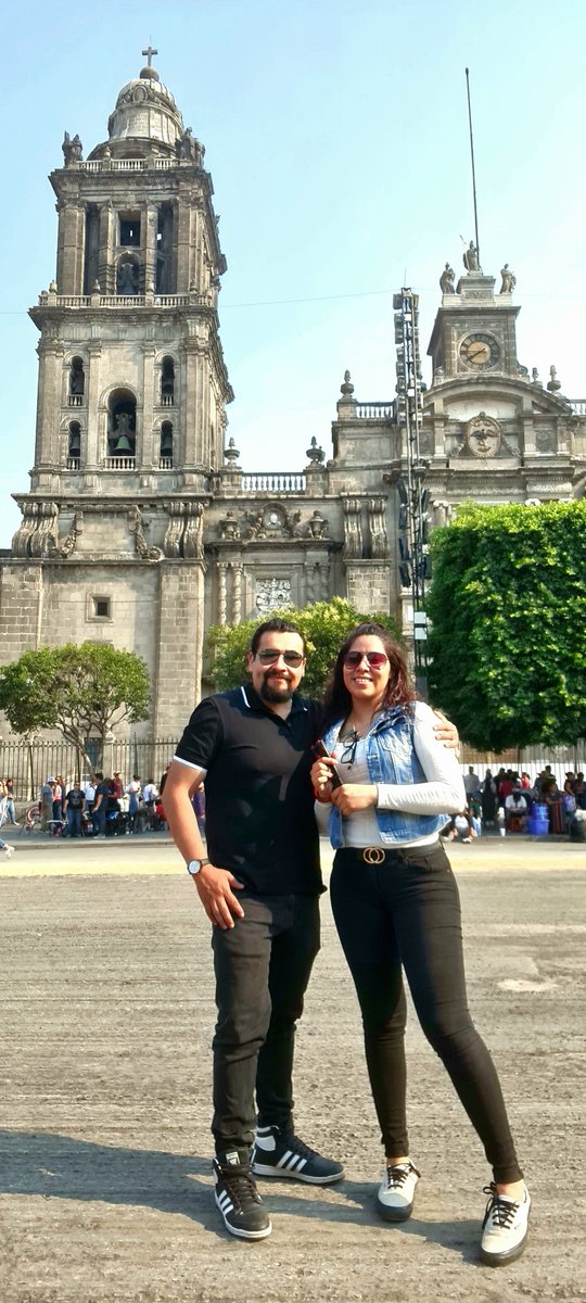 Con mi pequeña hermosa Fabiola!! #zocalo #CDMX