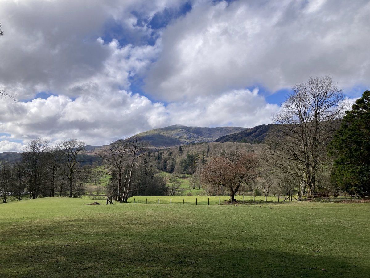 Good morning everyone wishing you a lovely day 😀wonderful walking last week up The Old Man of Coniston ⛰️ #LakeDistrict