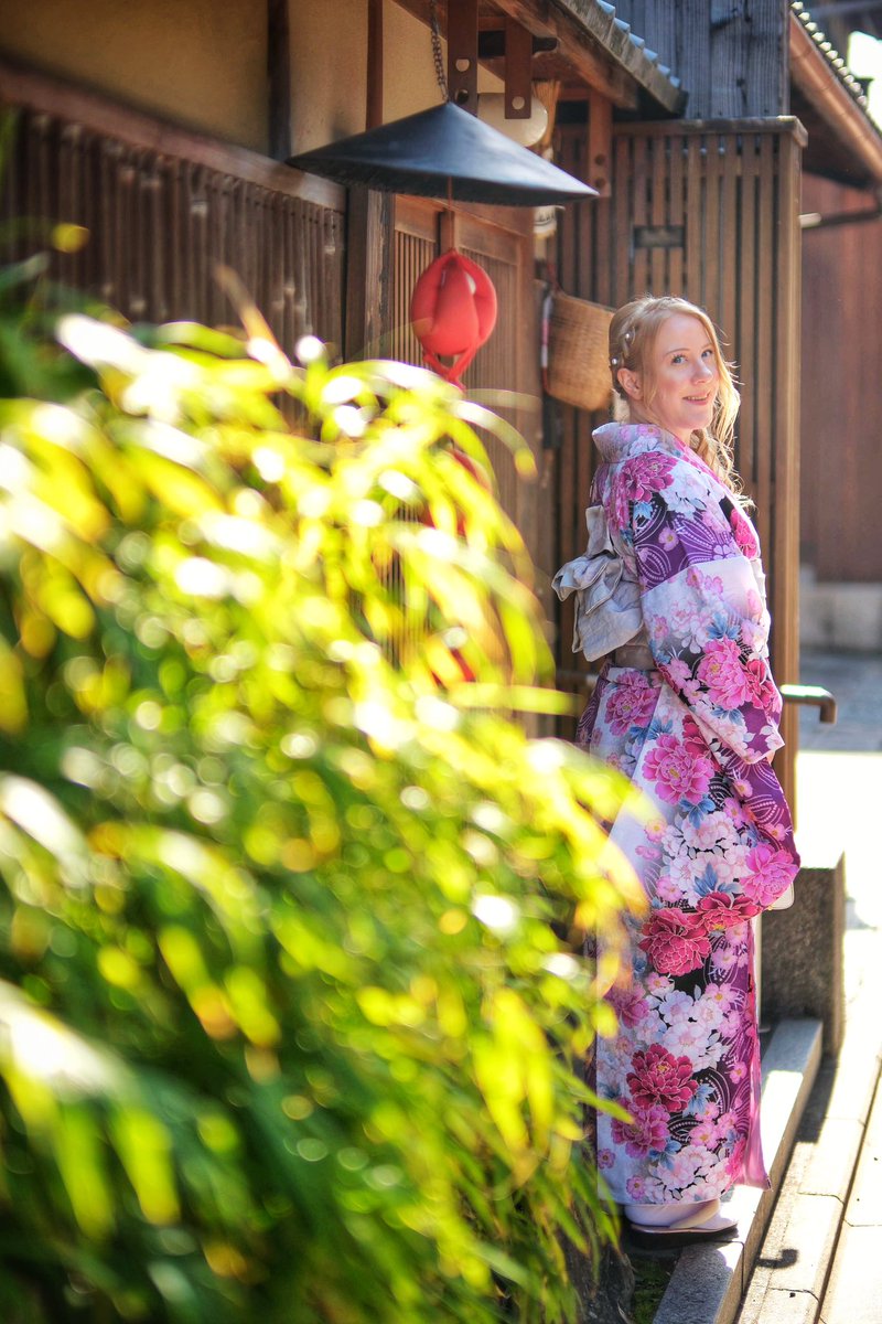 Sarah_sah_sass's tweet photo. Dressed in kimono in Kyoto! #kyoto #kimono #authentickimono #japan https://t.co/USi0hSQ87X