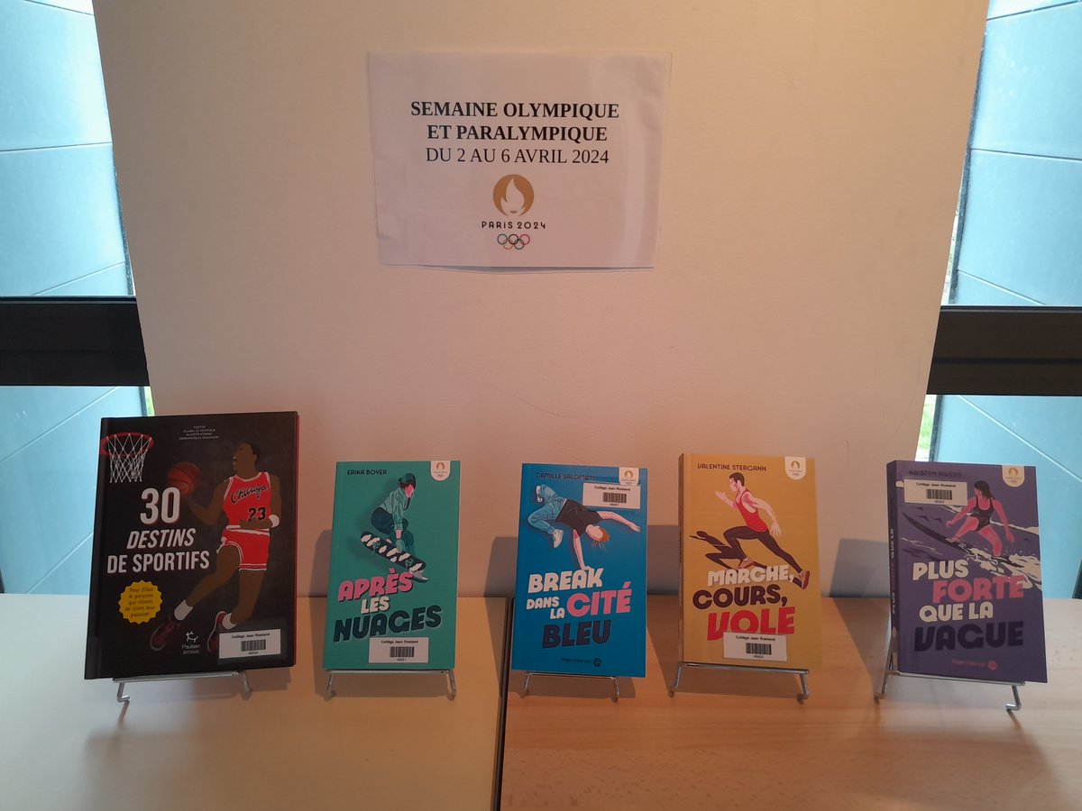 clgrostand87's tweet photo. En route pour les JO ! Documentaires, romans, une petite expo avec un quizz : une sélection spéciale JO est disponible au CDI ! https://t.co/7SSDJIf2fz