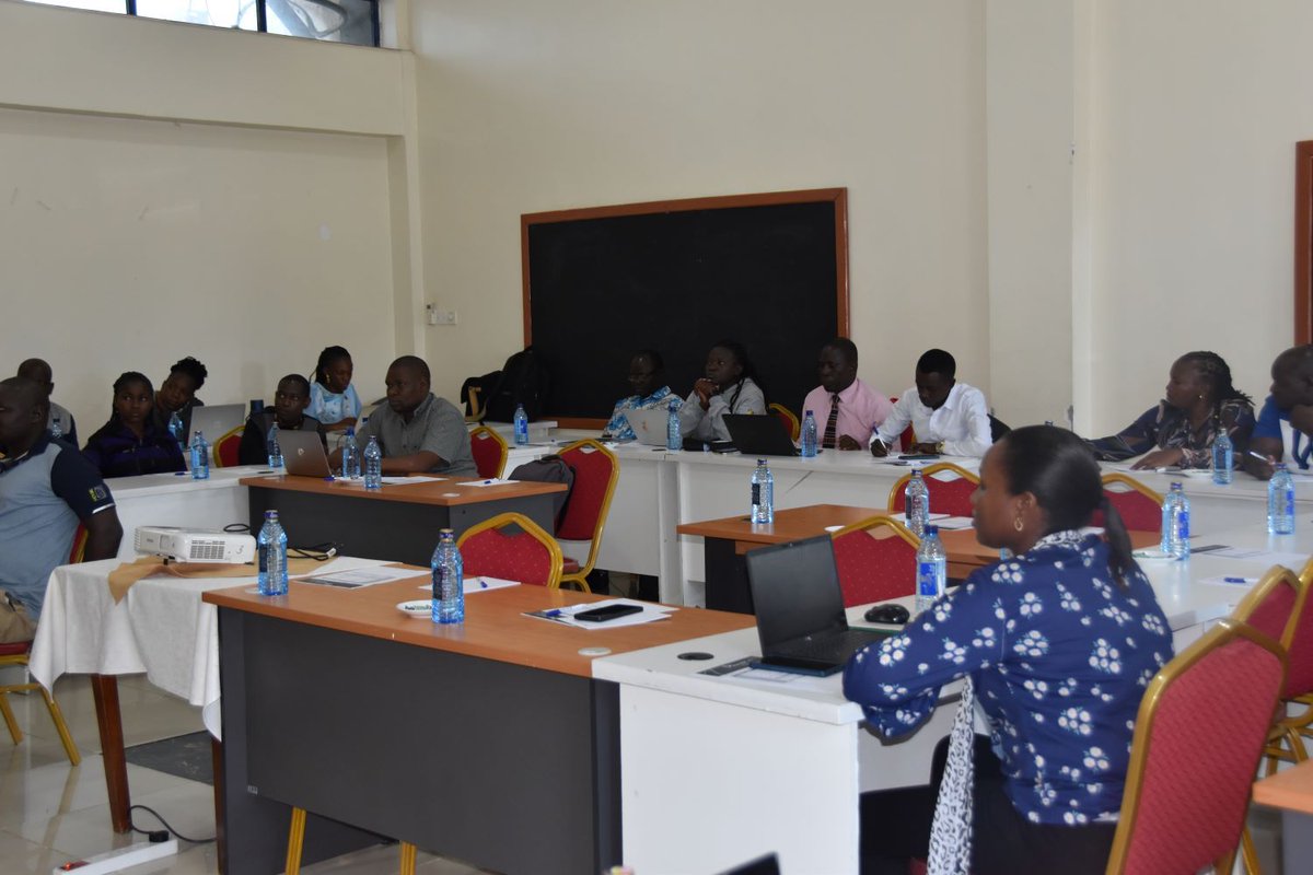 In our pursuit of evidence on whether private pharmacies can offer PrEP/PEP services, @jhpiego hosted a cRCT Pharmacy Providers Study update meeting. The session engaged pharmaceutical providers and Ministry of Health representatives from Migori and Homa Bay counties.