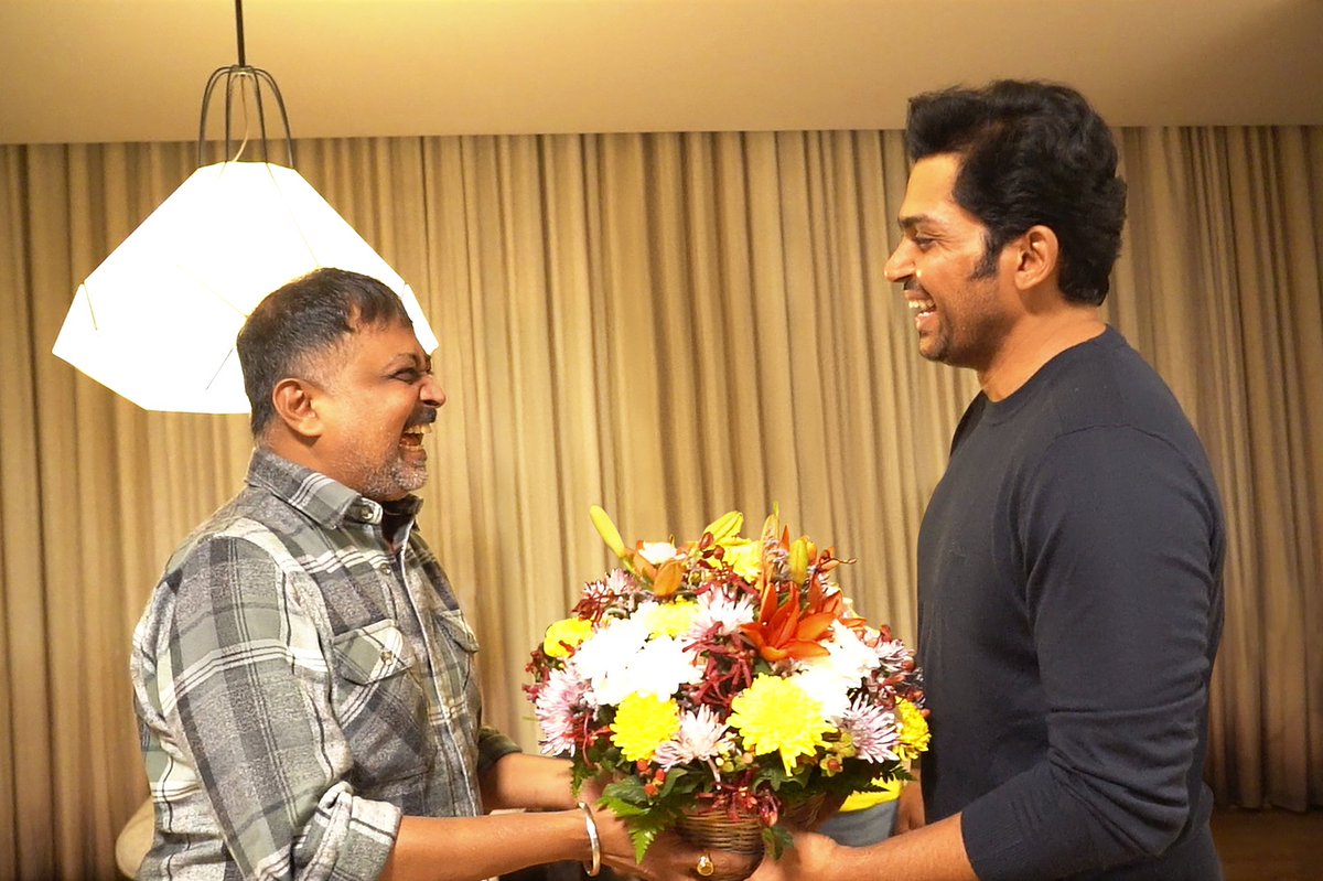 When @karthi_offl & @dirlingusamy reminisced Golden Moments of #Paiyaa marking the Re-Release of their Blockbuster Hit. @ @thisisysr musical #Paiyaa #PaiyaafromAp 11