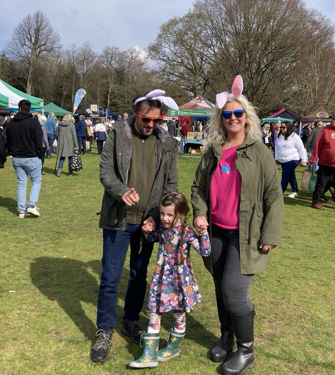 Spring market this Sat 9-1 by the playground. It’s still Easter so we’ve got a kids activity with prizes on offer. Come to our gazebo. Stalls will have Easter treats on offer too! ⁦<a href="/FoodChatMatt/">Matthew Williams</a>⁩ ⁦<a href="/VisitSurrey/">Visit Surrey</a>⁩