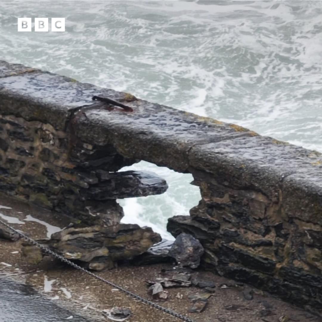 It’s been a bit blowy overnight here in #Cornwall - gusts of up to 80mph, beach huts washed away, holes in sea walls, a dramatic rescue at sea for an injured yachtsman .. we’ve got all the latest on @BBCCornwall #breakfast with @ChurchfieldJE - pop on the #radio to hear more.