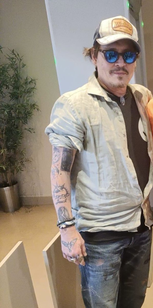 shamiiadam's tweet image. Look at him!!!!!!! 😩😩😩😍🫦