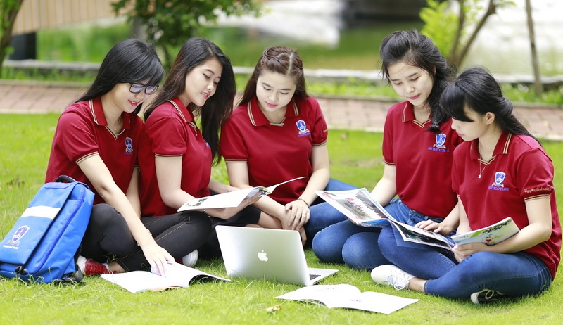 maydongphuctona's tweet photo. Mẫu đồng phục xinh viên trường đại học Nguyễn Tất Thành
#xinh #aothunpolo #dongphuc #hocsinh #aothun #sinhvien #daihocnguyentatthanh #nguyentatthanh #quan4
https://t.co/1wJOGDlVFY https://t.co/V9QbLwNbMg
