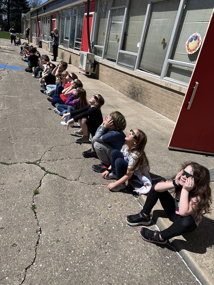 Diana Gilles tweet media