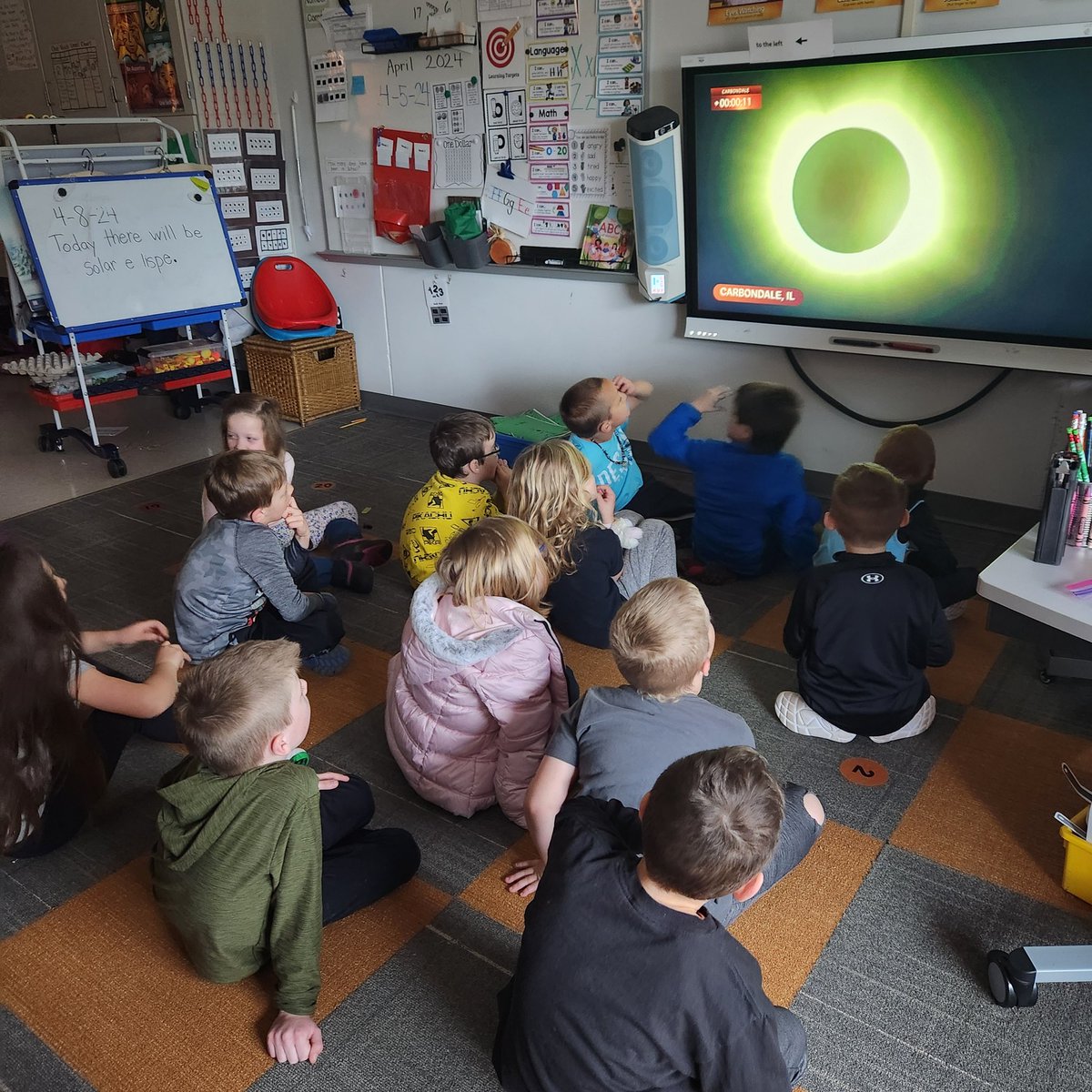 DegroodMegan's tweet photo. Today was all about the Solar Eclipse in NBK. The clouds blocked our view but we were very excited about all of our learning!
#natureconnections #authenticlearning #NBK #conversationsmatter #textconnections #Eclipse2024 https://t.co/VCfi9lCJbv