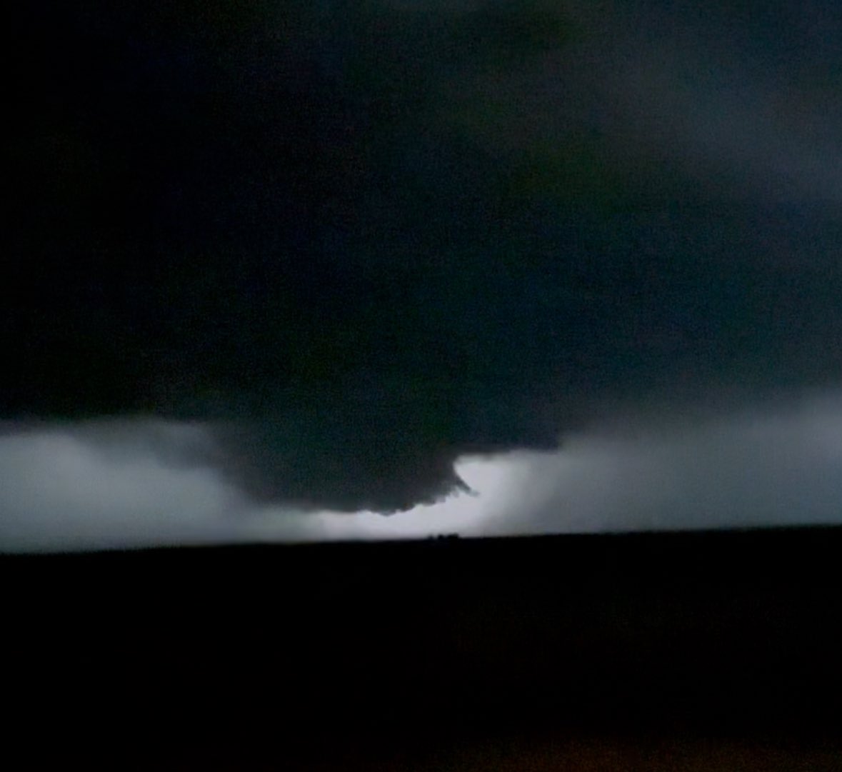 Nice lowering on the storm approaching Stamford, TX! #TXwx