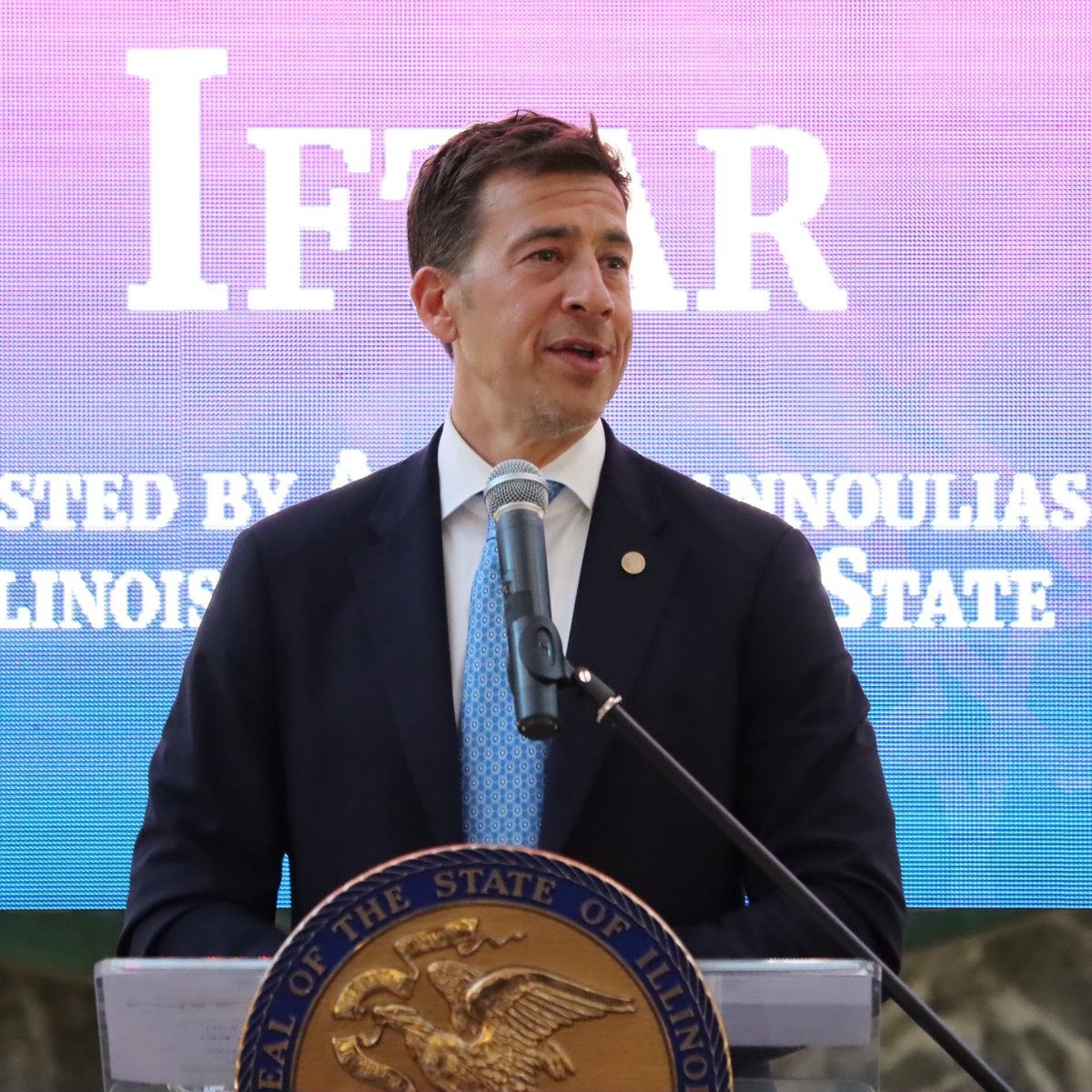 ILSecOfState's tweet image. Thanks to all who joined us for our second annual Community Iftar, as we bid farewell to #Ramadan and welcome the joyous festivities of Eid al-Fitr. May this special time be filled with love, laughter, and cherished moments with loved ones. #ILSOS