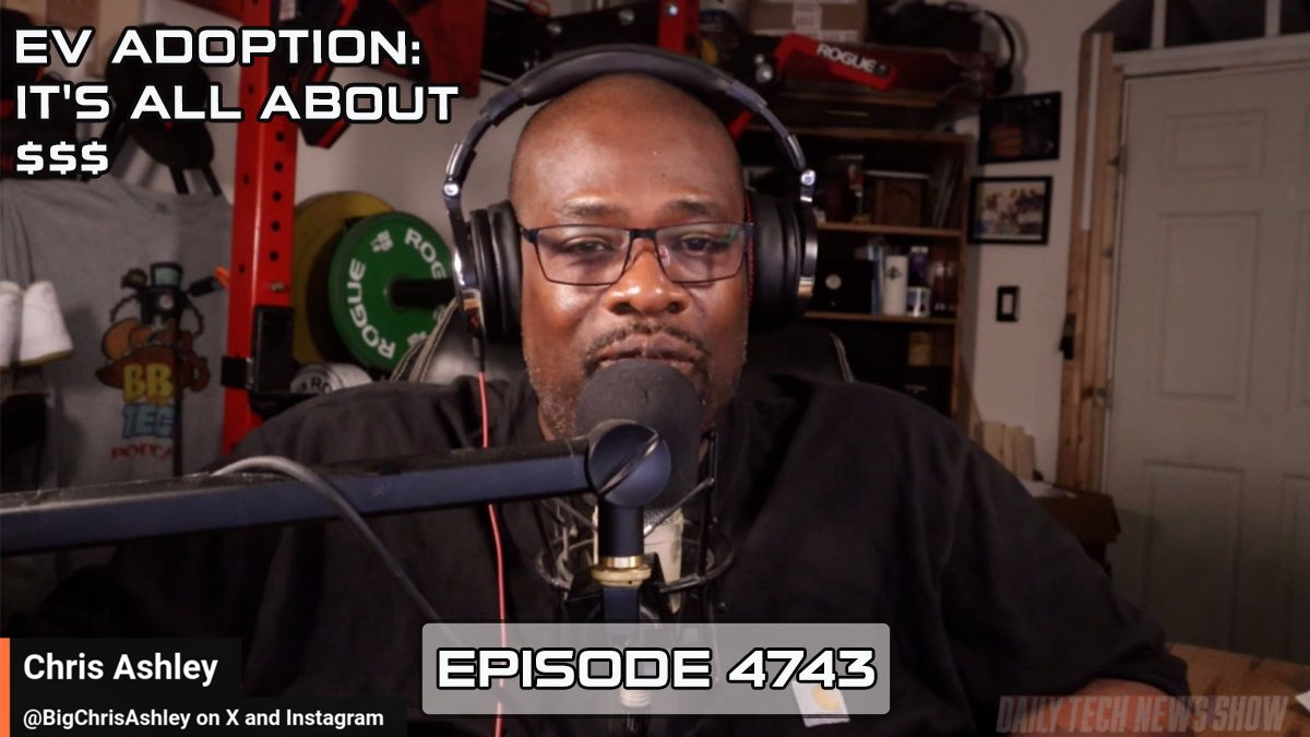 DTNS video for Monday April 8, 2024
“EV Adoption: It’s All About $$$”
Episode 4743 with <a href="/sarahlane/">Sarah Lane</a> <a href="/bigChrisAshley/">Chris Ashley</a> <a href="/jollyroger/">Roger Chang</a> 
youtu.be/JTb7Gx91EzM?si…