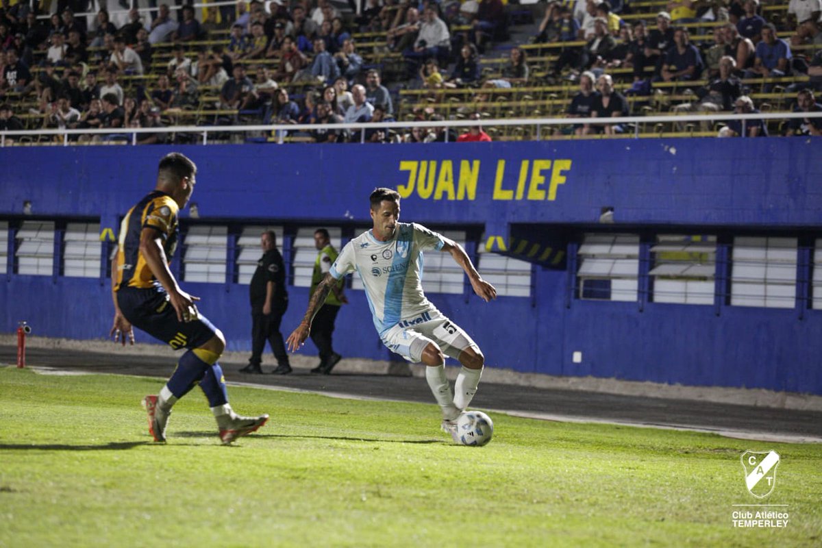 domingogasolero's tweet photo. Señores  Ganó Temperley  carajo  el segundo  partido de visitante  gracias Dios  por cumplir con triunfo  un Temperley  con un triunfo  importante  para el sábado  este es el camino https://t.co/09AXPC7qQK
