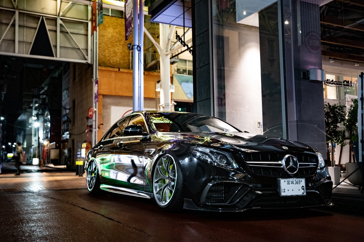 sugichan30's tweet photo. ※一旦完成したのでご報告
W213 E63SにECUチューニング、バブリング🔥正味700馬力🚀
ブレンボGTBM（枝豆🫛タイプ）
フロント6ポット405π
リアル　4ポット390π
ホイールはRI-Dにフルブラッシュド加工
クリアグレー塗装をやりましたっ😎
如何でしょうか??
 #課金ホイールしか勝たん
 #63しか勝たん https://t.co/pp0eaJNffg