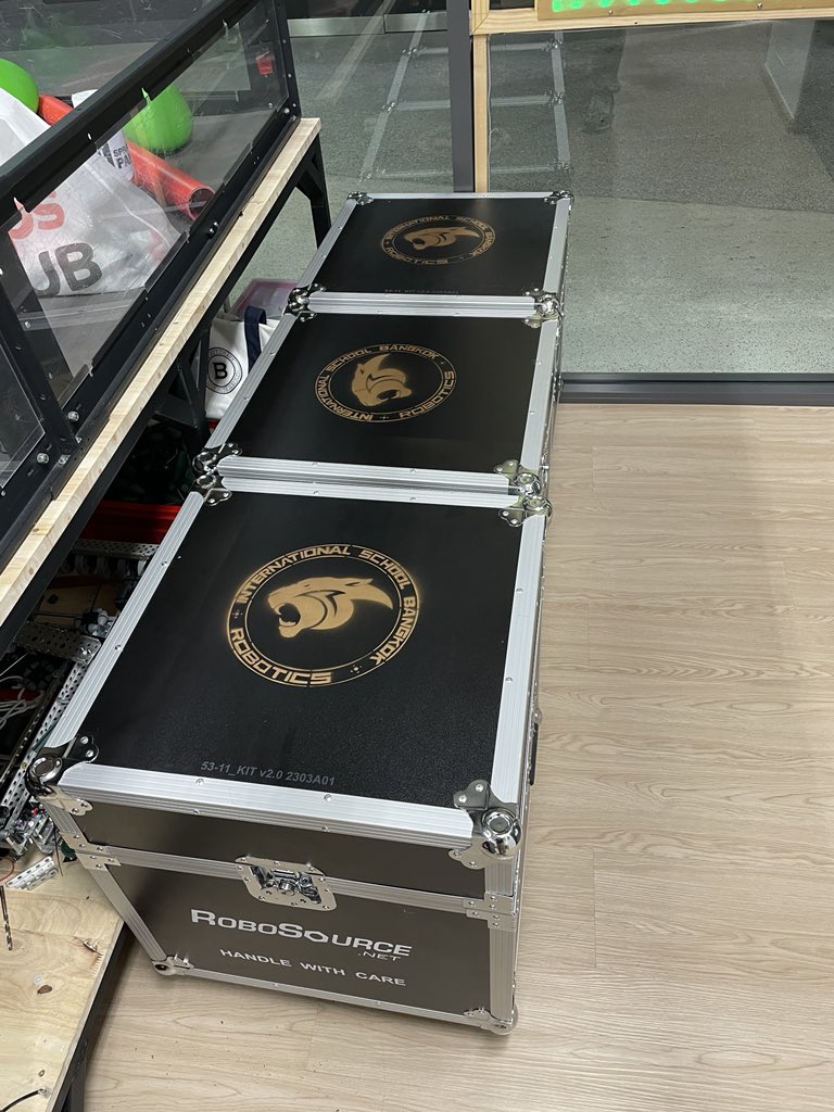 Doing some customizing of our travel boxes and making stickers for VEX Robotics Worlds. We are bringing 3 teams to Texas! We leave in exactly two weeks! Go Steel Panthers! @VEXRobotics @ISBangkok