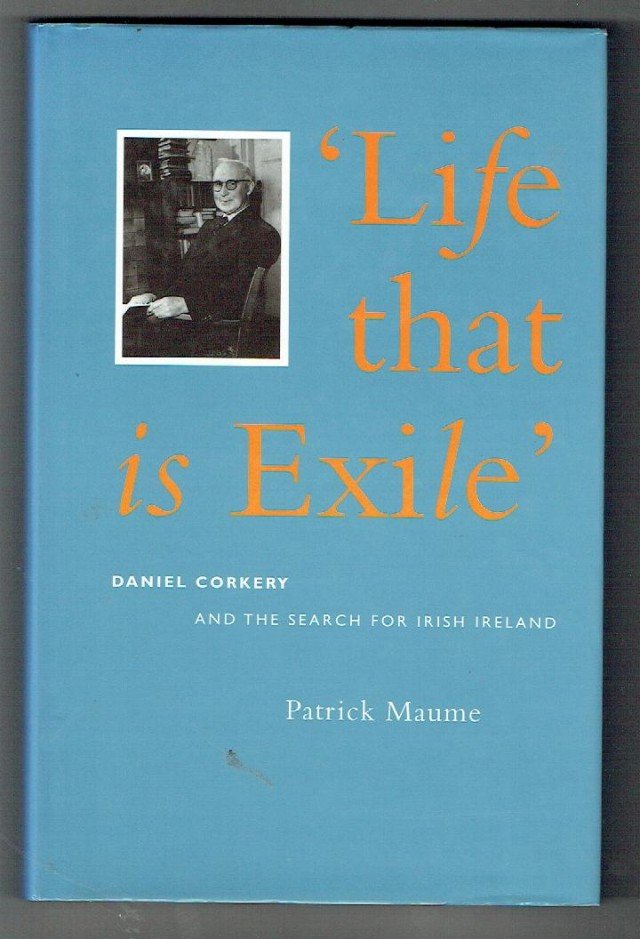 'An saoi a chrith le gile an tsolais i gceártain seanfhilí.' Seán Ó Tuama (1926-2006) is é ag tagairt do Dhónall Ó Corcora (1878-1964); 'an máistir-saoi.'