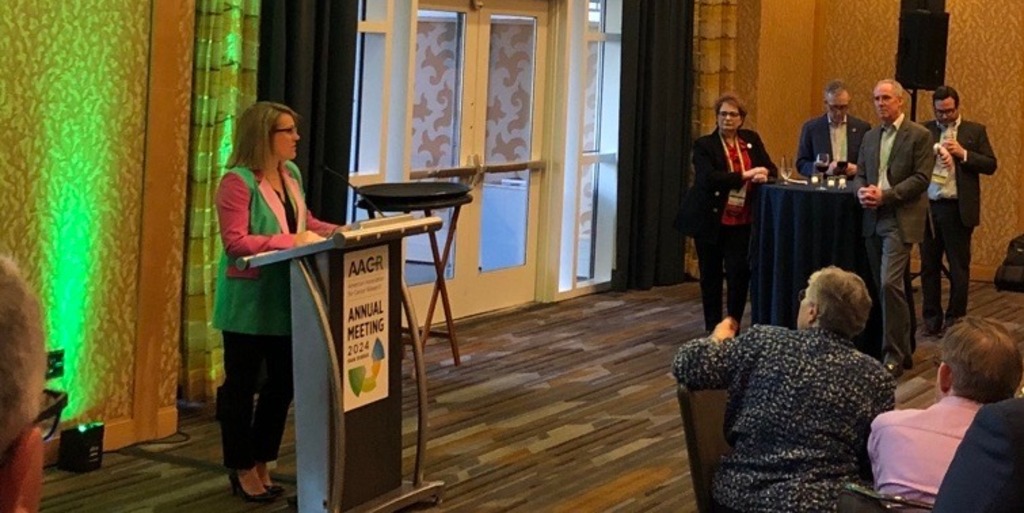 It was a pleasure to partner with @AACI_Cancer Executive Director Jennifer Pegher to welcome the nation's cancer center directors to tonight's @AACR-AACI reception. Cancer centers are the crown jewels of the National Cancer Program, and we appreciate their efforts. #AACR24