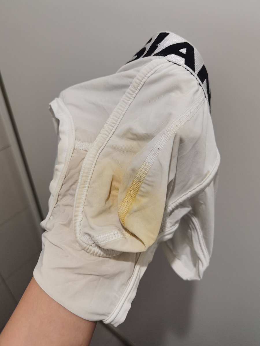 收到售后返图
#男大学生 #雄臭 #宿舍系列 #精斑 #内裤 #尿渍