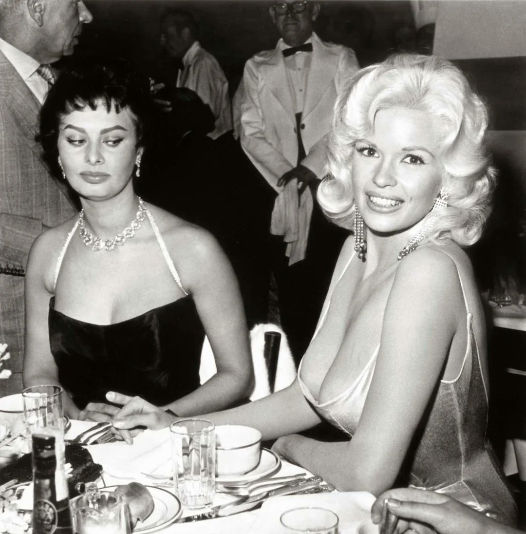 fasc1nate's tweet image. Sophia Loren and Jayne Mansfield, 1957
