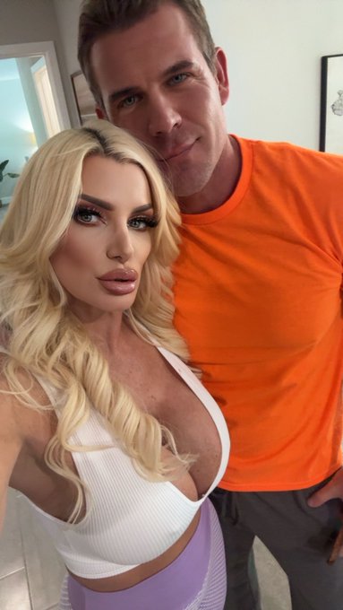 RT- Hey #BritsLegion ❤️ Guess where I am today? On set with the incredible @zanewalkerxxx @toniribas<a href="/tag/britslegion"class="tags">#BritsLegion</a>