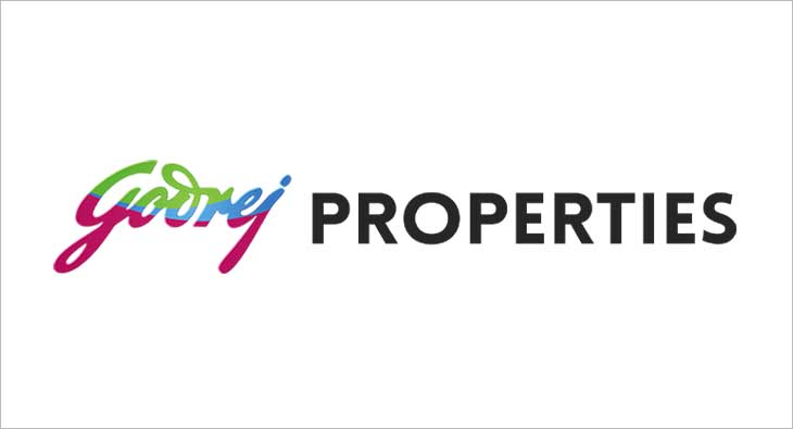 #GodrejProperties business update |

➡️Q4 bookings up 135% YoY at ₹9,500 cr
➡️Sold 5,331 homes in Q4 with a total area of over 8 msf
➡️FY24 bookings up 84% YoY at ₹22,500 cr, 61% above guidance
➡️Highest-ever quarterly sales in MMR, sales of over ₹4,000 cr in Q4