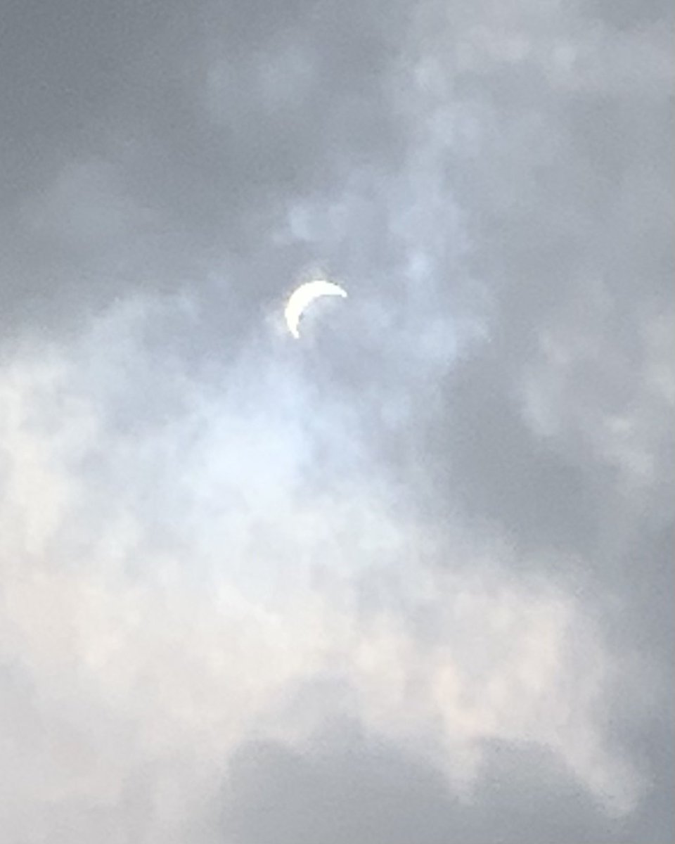 Awesome Eclipse watch party @CharlesRDrewES Great memories and fun learning @C_Tisdom @tarabrogers (4-8-24)