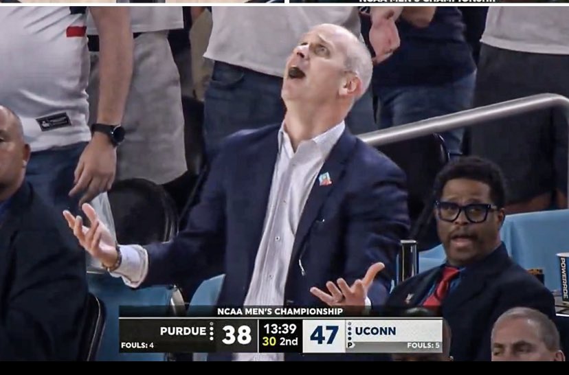 SportsNewsVegas's tweet image. Never seen a HC that cries about every single call as much as this guy does…someone please give him a pacifier 👶#UConn #NCAAB #Purdue