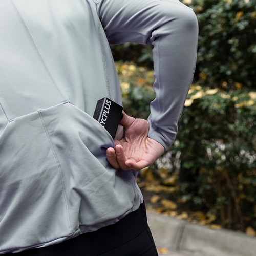 ysroad_online's tweet image. 売れてます！🎉
超小型電動ポンプのAS2に液晶画面とバッテリー残量計がプラス、最大空気圧120psiの「AS2 PRO」登場！

CYCPLUS ( サイクプラス ) 携帯用ポンプ AS2 PRO ( エーエスツー プロ ) ブラック
online.ysroad.co.jp/shop/g/g697629…