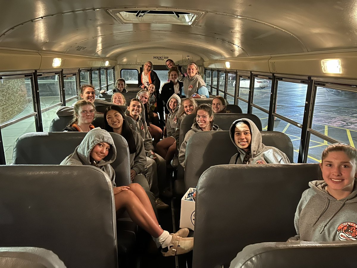 Varsity takes care of business on the road! 5-0 against St. Francis tonight! Late night bus ride home! Let’s go Cats! @Go_LHS_Wildcats @Coach_DePaz @ChilandSoccer @Paulbgibbs1979 @scottdearth1
