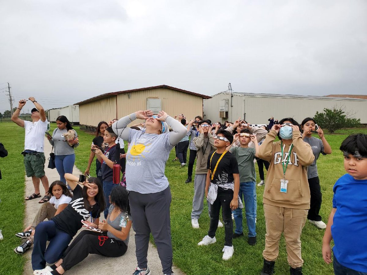 Ms. Cravens (@ms_cravens) on Twitter photo Shout out to <a href="/HassanSciLab/">Samira Hassan</a> for coordinating a WONDERFUL event as well as a big THANK YOU to Buc-ee's & the Houston Children's Museum for donating our FUN glasses 😎 Everytime the clouds moved out of the way, the students screamed CHEERS! Solar Eclipse 2024 looked like WOW! 👁👁 Shout out to <a href="/HassanSciLab/">Samira Hassan</a> for coordinating a WONDERFUL event as well as a big THANK YOU to Buc-ee's & the Houston Children's Museum for donating our FUN glasses 😎 Everytime the clouds moved out of the way, the students screamed CHEERS! Solar Eclipse 2024 looked like WOW! 👁👁