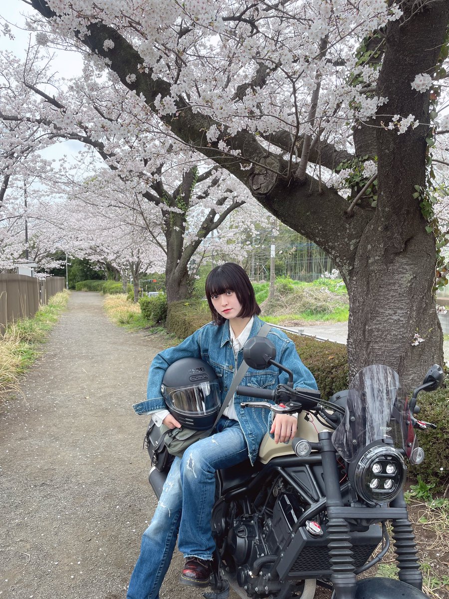 愛車とお花見！🌸   #バイク女子