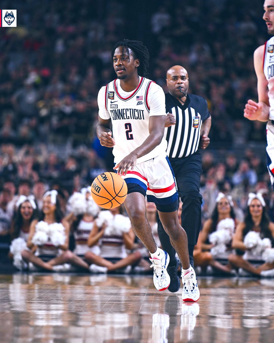 ColinDeaver_'s tweet photo. Wasn’t recruited by the 2 local D1s out of Burges.

Tristen Newton used that fuel to become a 2-time national champion, 1st Team All-American, National Point Guard of Year, AP Big East POY, Final 4 MOP.

12-0 in #MarchMadness, wins by avg. of 21.6 ppg. A true El Paso legend. 🫡 https://t.co/fdVb5TwqfC