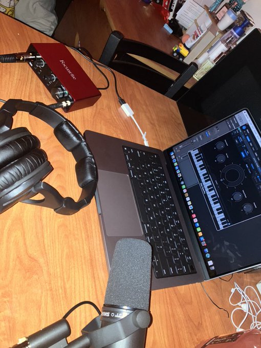 Watch Serrin Joy's leaked NSFW photo on TwXstars