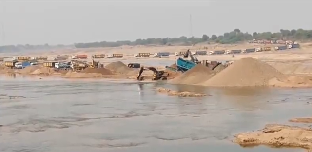 Humans extract and transport more sand per year than rivers. pic - sandrp.in/2024/04/06/why…