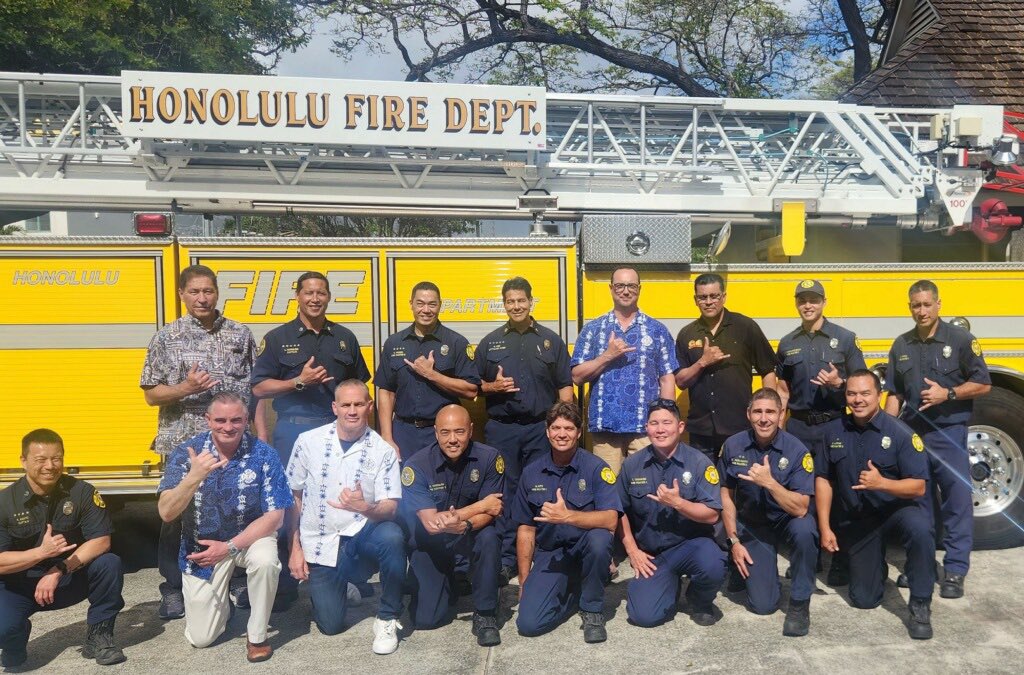 Thankful we were able to visit with the on-duty crew at Honolulu FD and chat with our @HFFA1463 members as part of the 10th District Conference this afternoon. Always appreciative to be welcome at fire stations to talk about the @IAFFofficial.