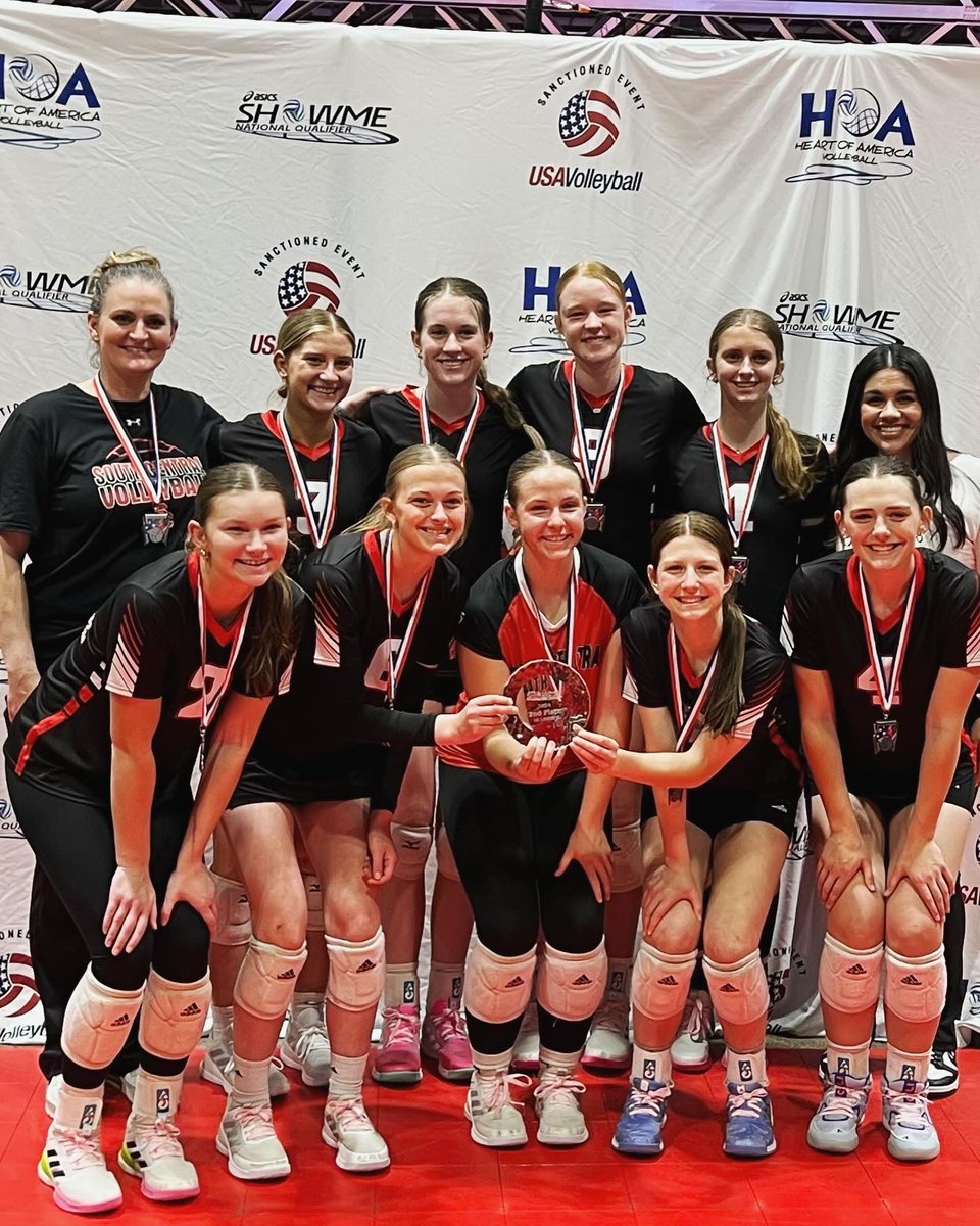 So proud of my South Central 16Black teammates. Secured a bid to Nationals at the KC Show Me Qualifier! Vegas bound!