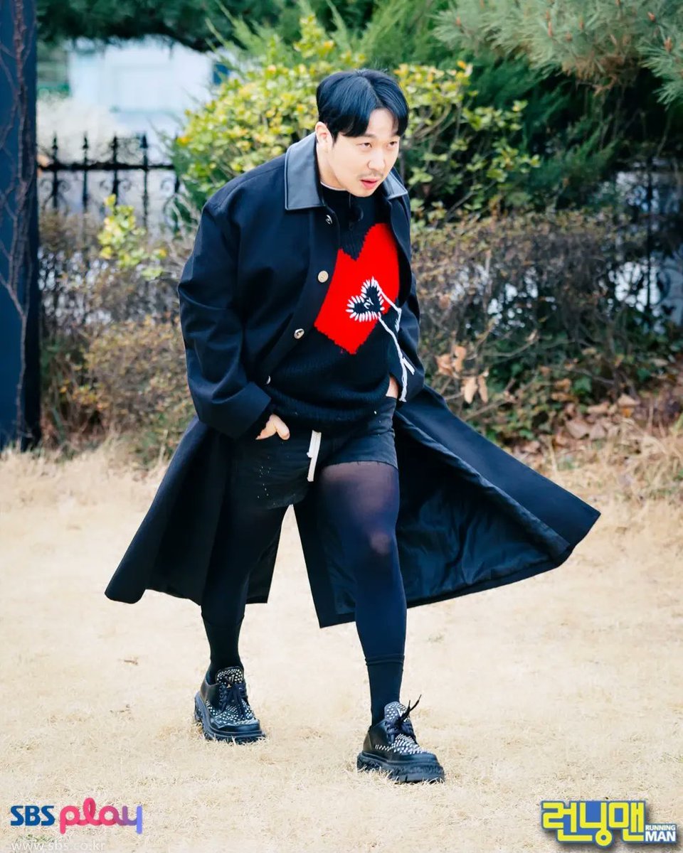 [PICS] 2024 Running Man Poster shooting🤣
(📸: SBS Running Man)

#HaHa #HaDonghoon #하하 #하동훈