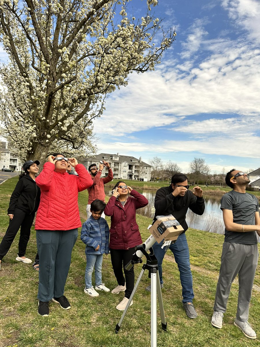 Here is a glimpse of the eclipse from New Jersey, USA which was 90% partial eclipse. We had viewers from all age groups watching the eclipse with us. 

#eclipse #solareclipse #astronomyeducation #astronomy #Eclipse2024 #EclipseSolar2024