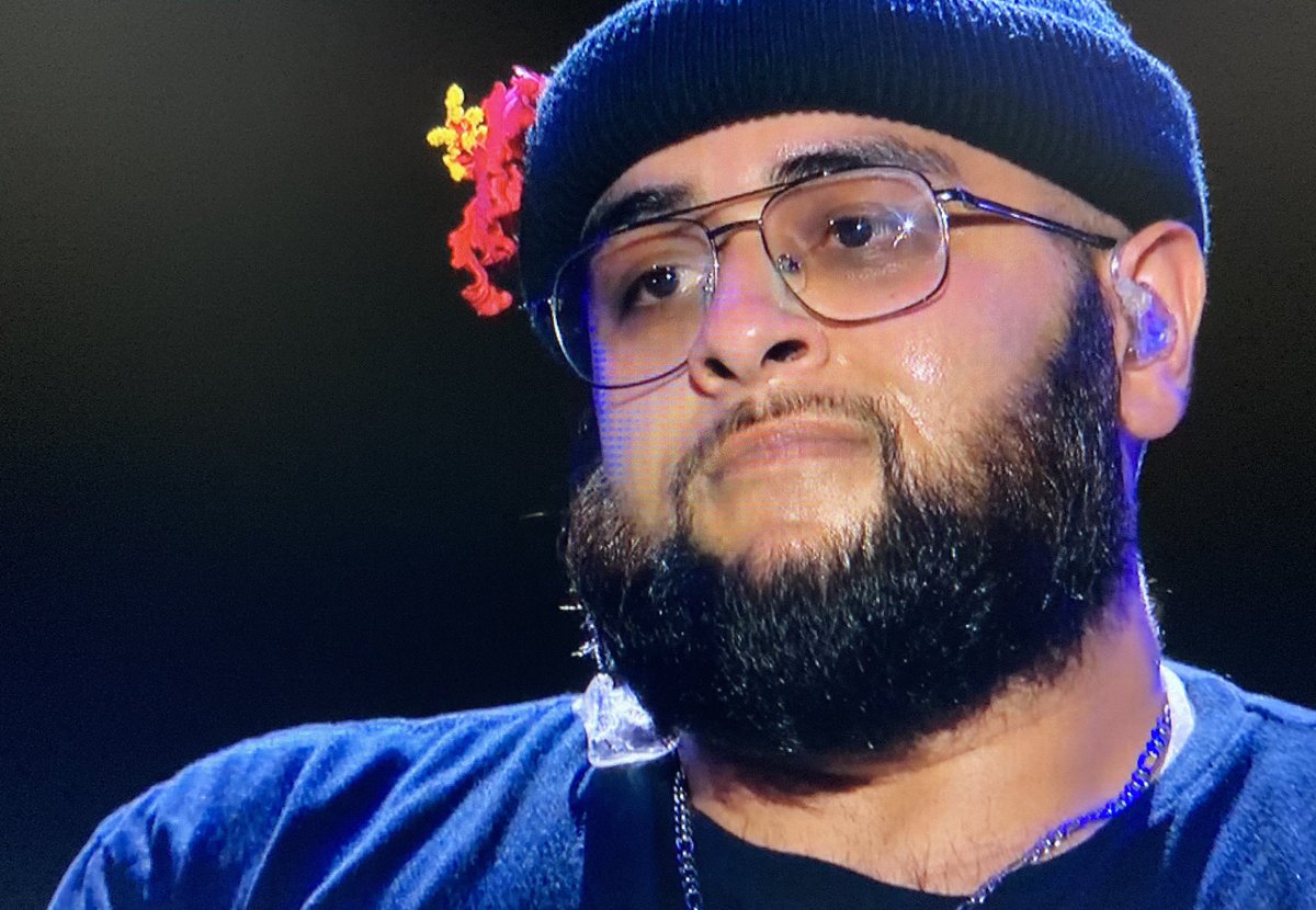 HollywoodJunket's tweet photo. Ajii #idol got high praises from the judges "the whole cake. The whole package," said Katy Perry. Luke Bryan compared him to Jelly Roll. Lionel called him like the weeknd! @AmericanIdol #AmericanIdol #jellyroll #ajii https://t.co/AmYRP7fHbO