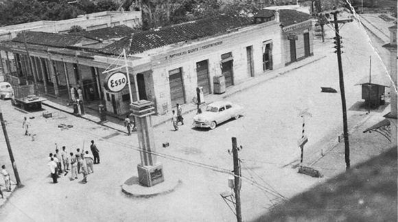 ✍️ 9 de abril de 1958: Tiene lugar en Cuba la Huelga General Revolucionaria, convocada por el Movimiento 26 de Julio con el objetivo de contribuir al derrocamiento del dictador Fulgencio Batista. #CubaViveEnSuHistoria