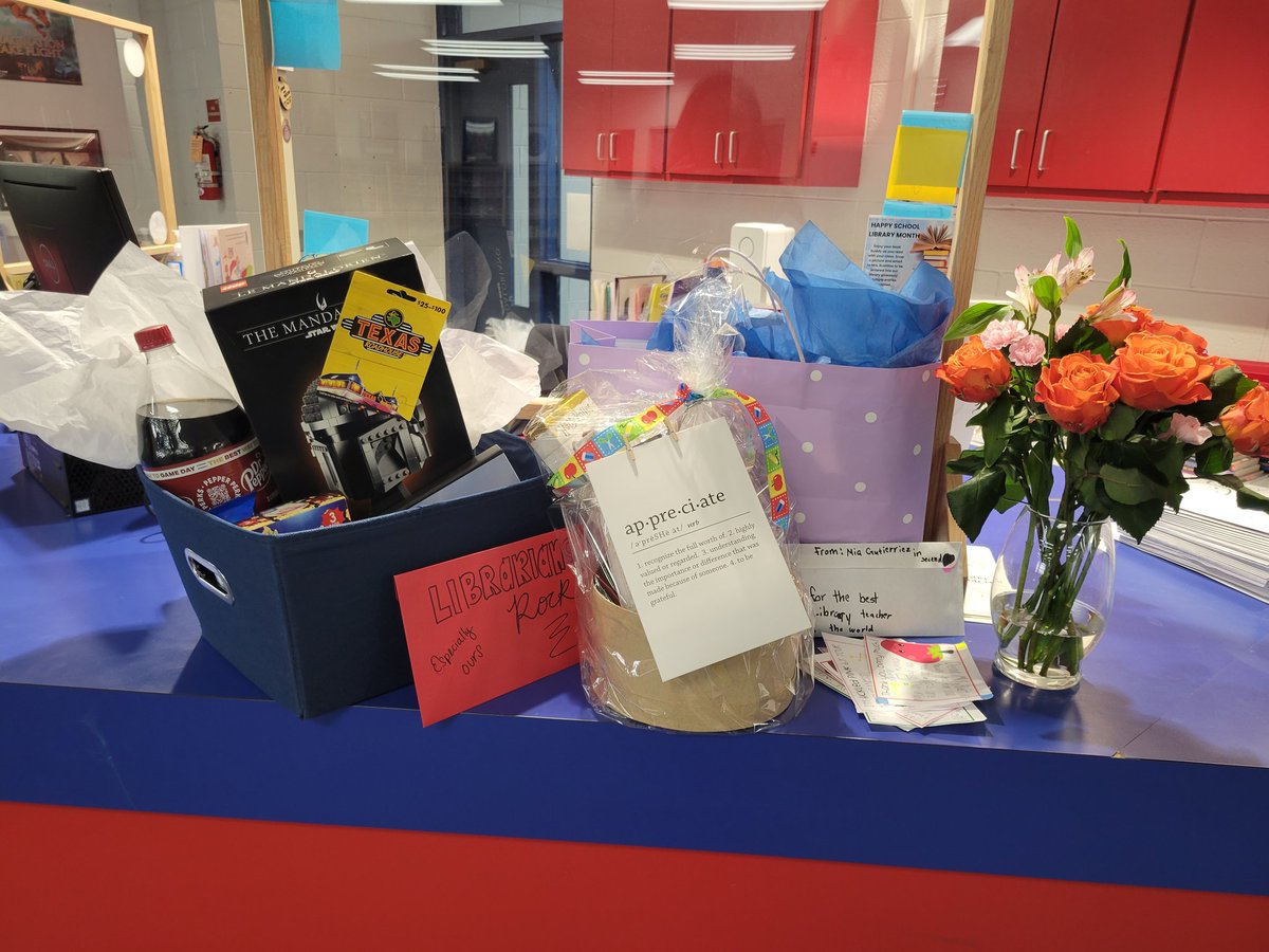 Happy National Library Week! I love being a librarian and serving my Bullpup community. Thank you so much for the wonderful gifts. #SISDLibraries #SISD_Reads