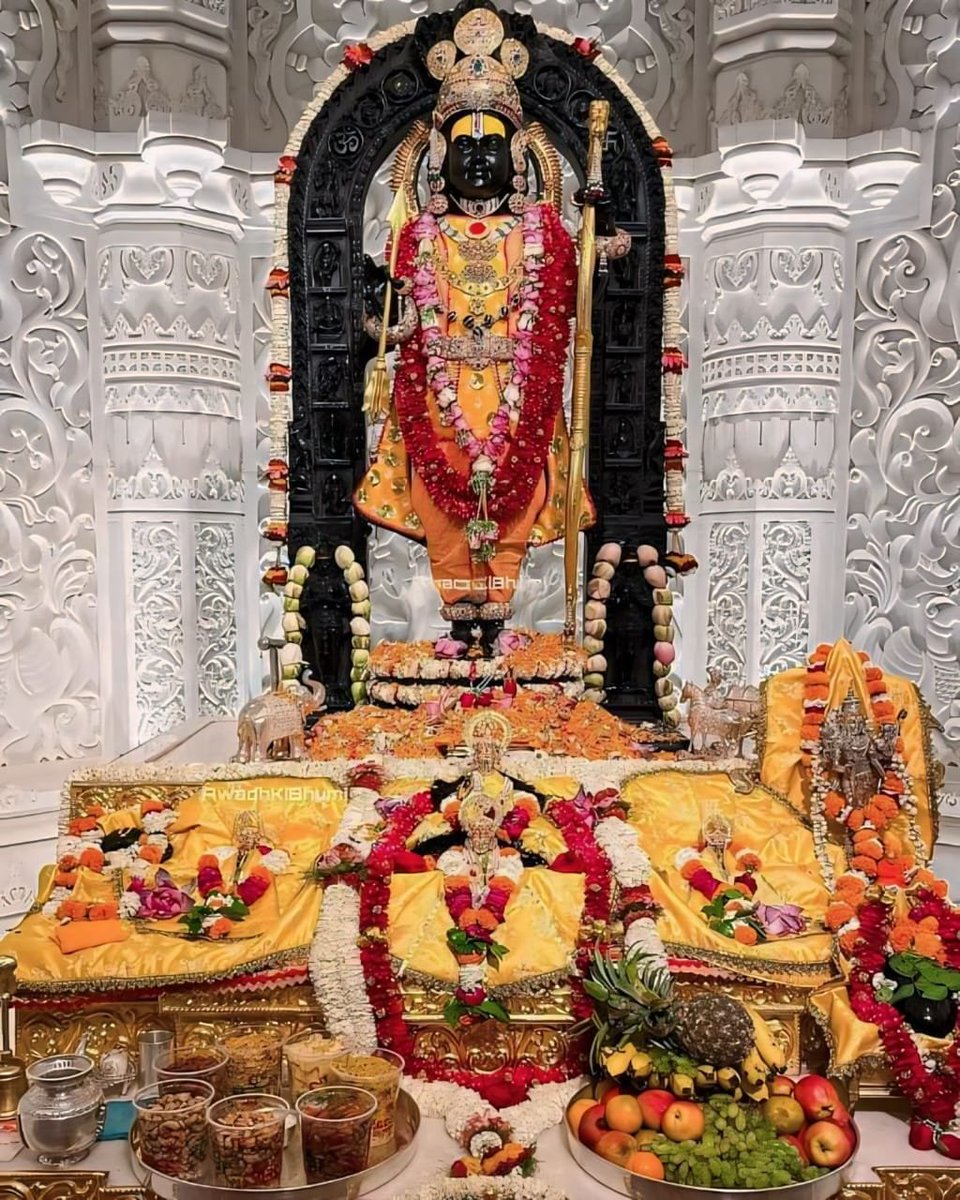 BattaKashmiri's tweet photo. Greeks - Gone
Ancient Egypt - Gone
Roman - Gone
Mesopotamia - Gone
Aztec - Gone

What has remained and shall remain eternally is Sanatan 

Let's pledge to ensure that.

Jai Shri Ram 🔥

#HinduNewYear https://t.co/PbAl2QxymC