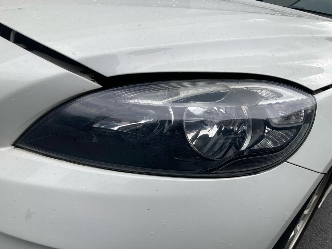 2014' Volvo V40 Halogen Headlamps available #ForSale #ReadyStock 

Ping us & Shop Genuine lamps for your car🚘✍

#Volvo #V40 #Headlamps #GenuineParts #Usedcars #PreOwnedCarParts #Singapore #PropelAuto #VolvoParts #Headlight #Car #Light #Electrical #Halogen #Lamps #Ping #ShopNow